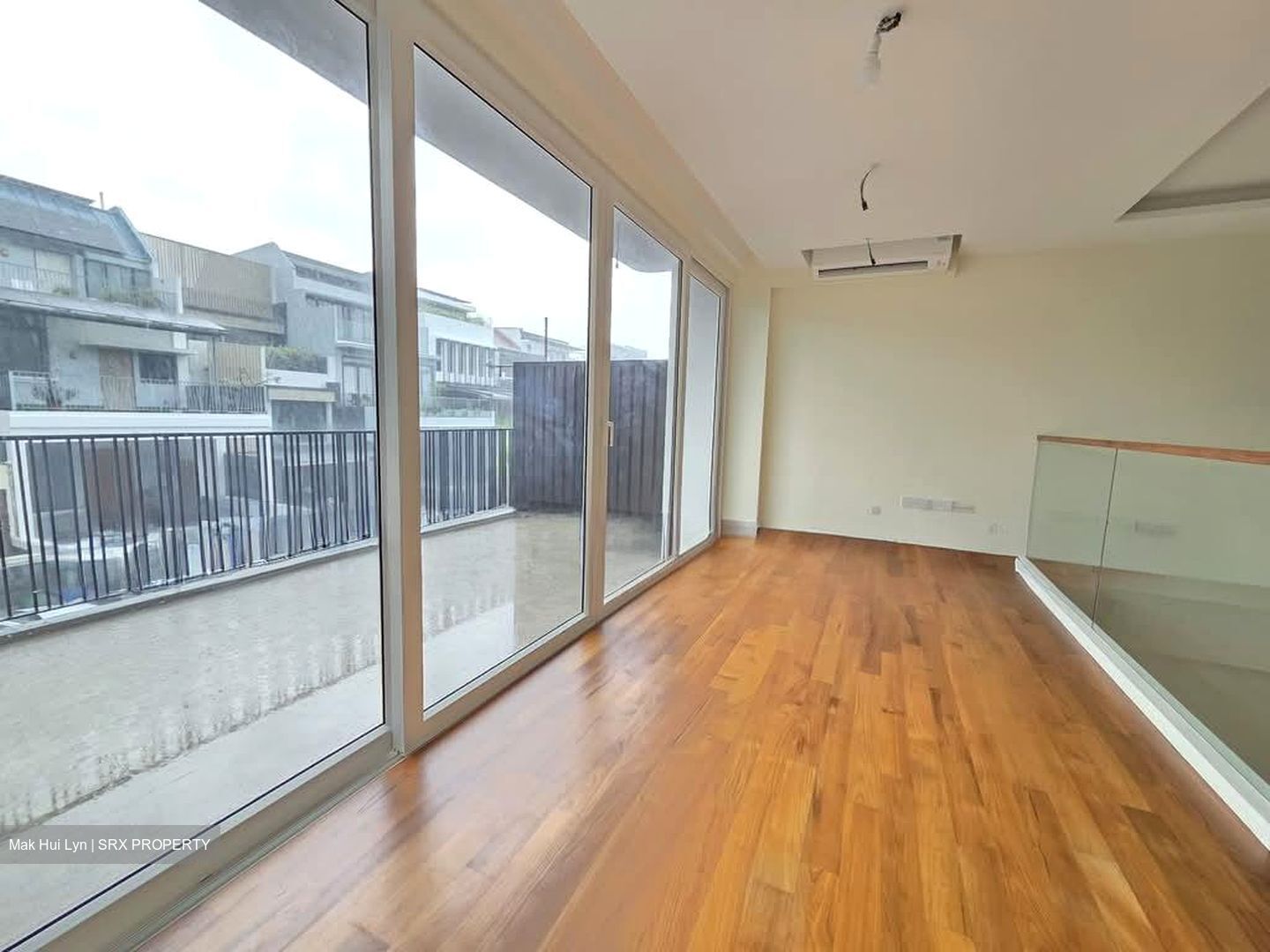 Opera Estate (D15), Terrace #600261061
